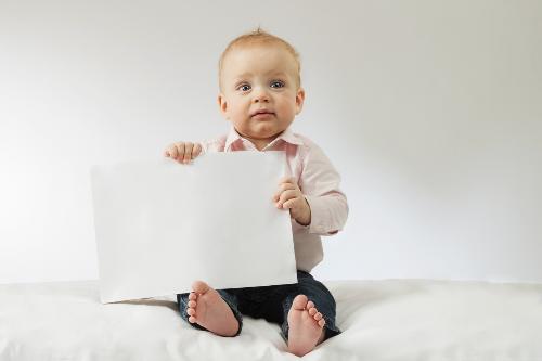 Signs that indicate eye problems in babies