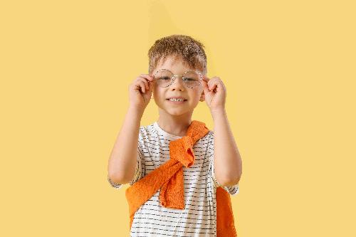 Adjusting to New Glasses: Why New Glasses Feel Strange at First